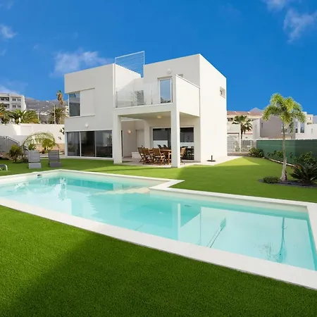 Villa 132 Oasis Paraiso By Sunkeyrents